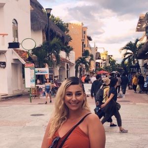 Meet your Posher, Heba